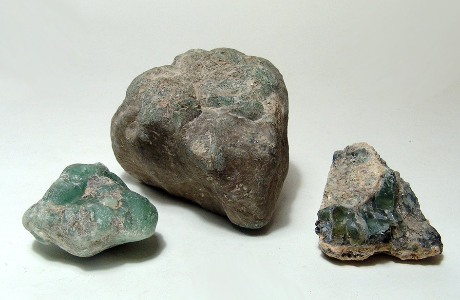Lot of cullet glass from the Phoenician city of Tyre: A lot of cullet glass from the Phoenician city of Tyre, Roman, 1st - 4th Century AD, in a shade of translucent green which was for export to be re-melted and turned into bottles at a different localit