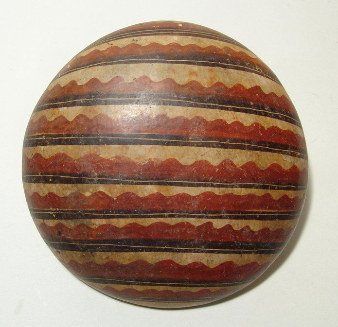 A pretty Chinesco polychrome plate, Mexico (1 of 3)