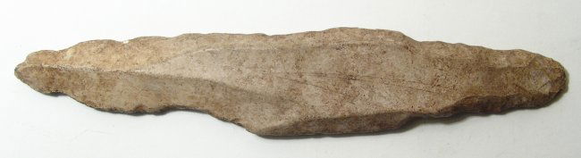 A very nice Neolithic stone blade (1 of 3)