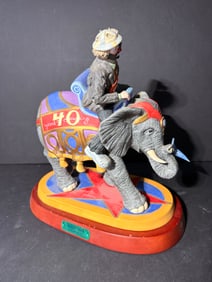 The Grand Parade Emmett Kelly Jr Clown Figurine Flambro w/ Stand - Incl. COA + Signed by Artist