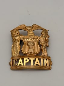 Obsolete Illinois Police CAPTAIN Hat Badge
