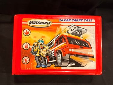 Matchbox Carry Case w/ 28 Die-Cast Cars