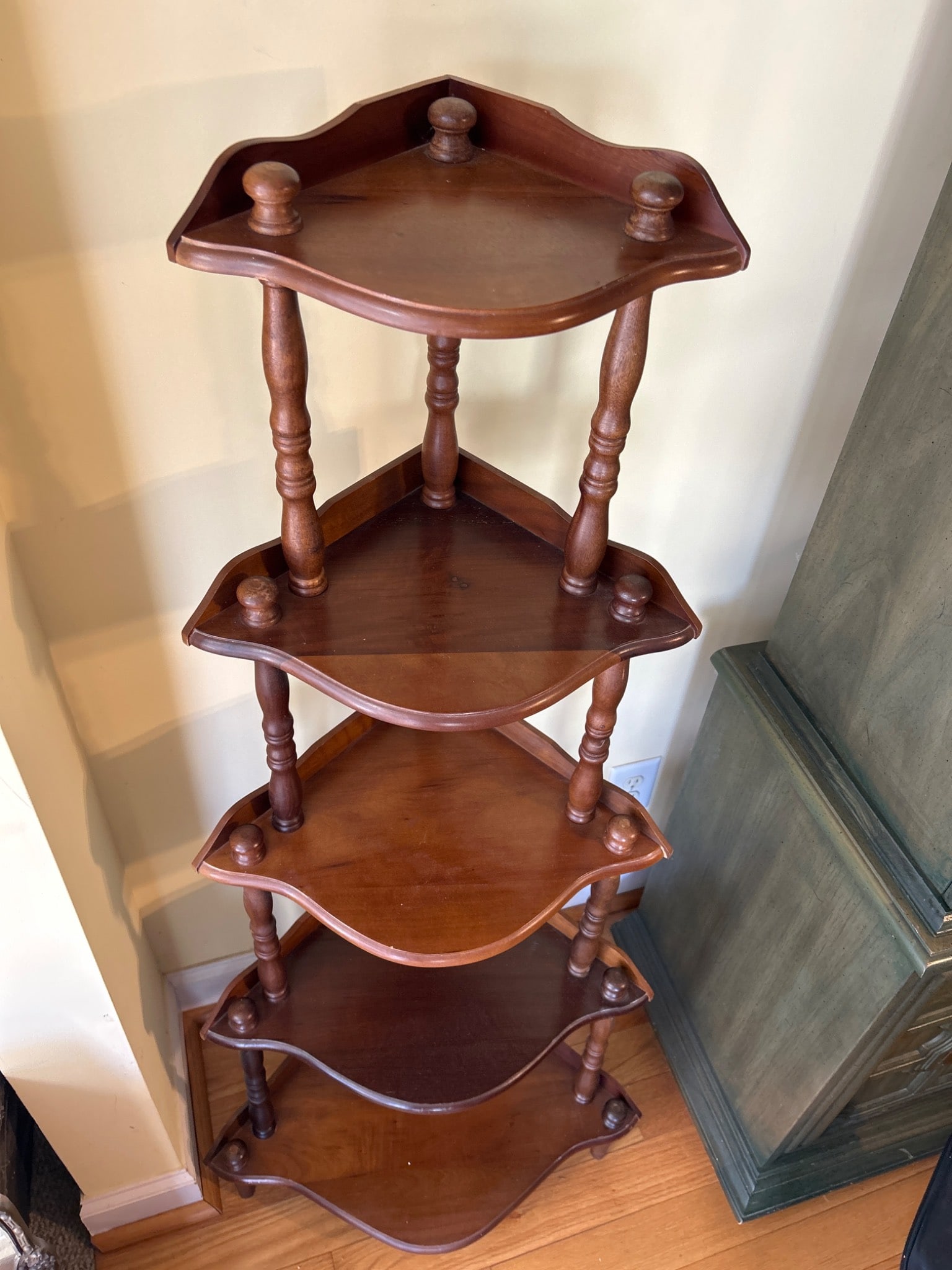 Wooden 5-Shelf Corner Display Stand - 2