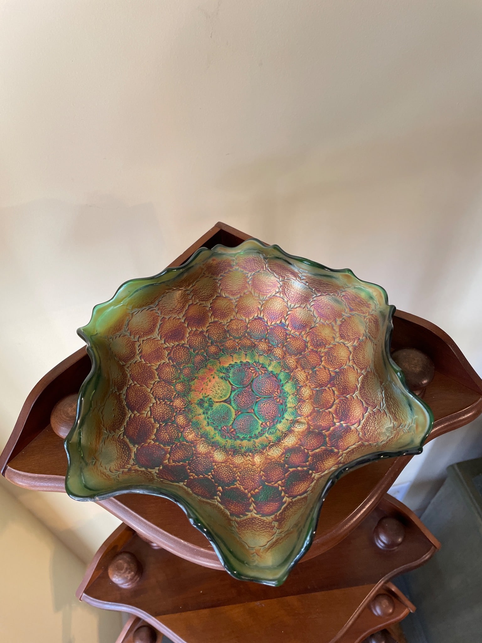Iridescent Green Carnival Glass Bowl with Ruffled Edge - 2