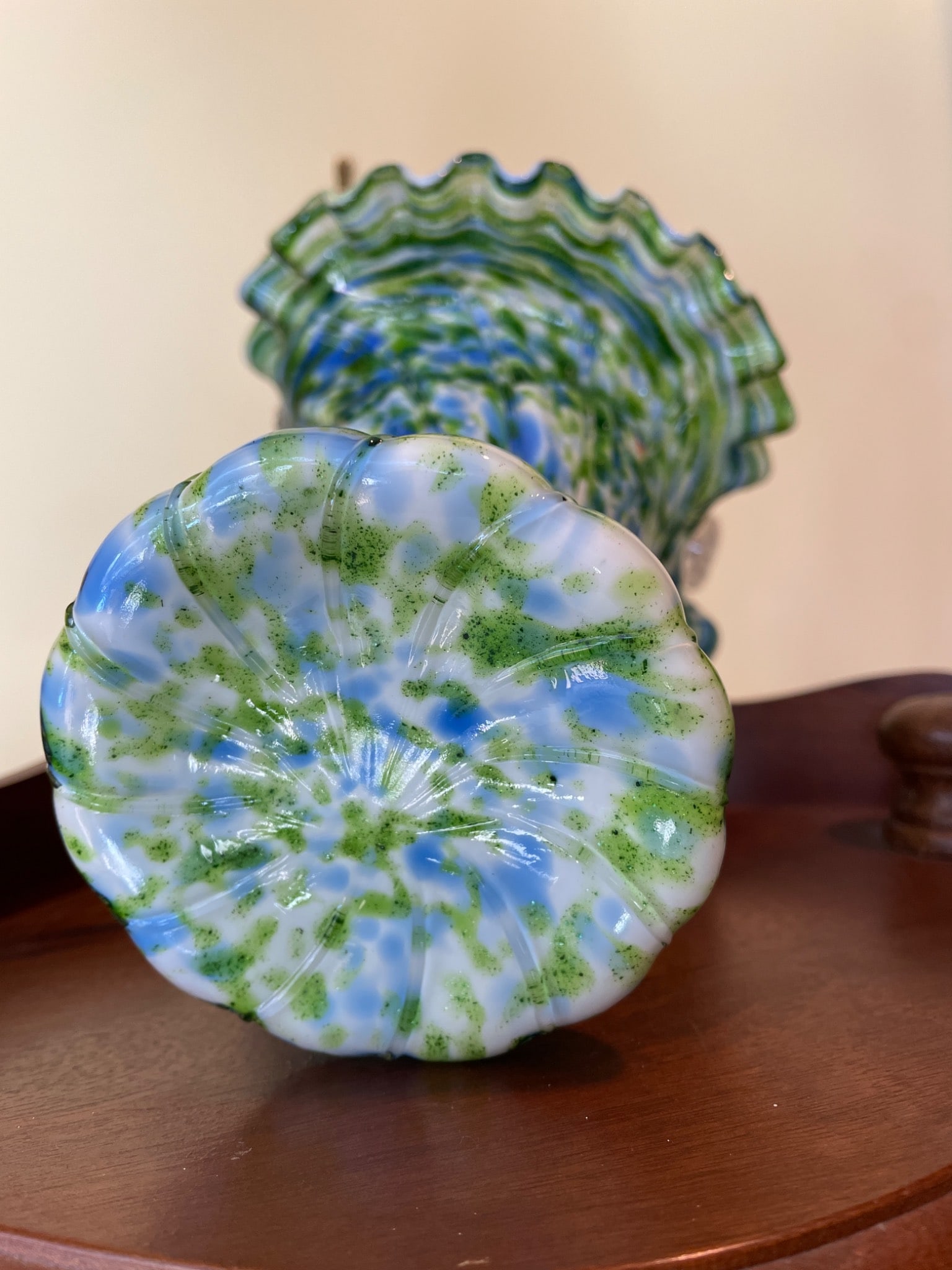 Handcrafted Blown Glass Basket with Ruffled Rim and Twisted Clear Handle - 7