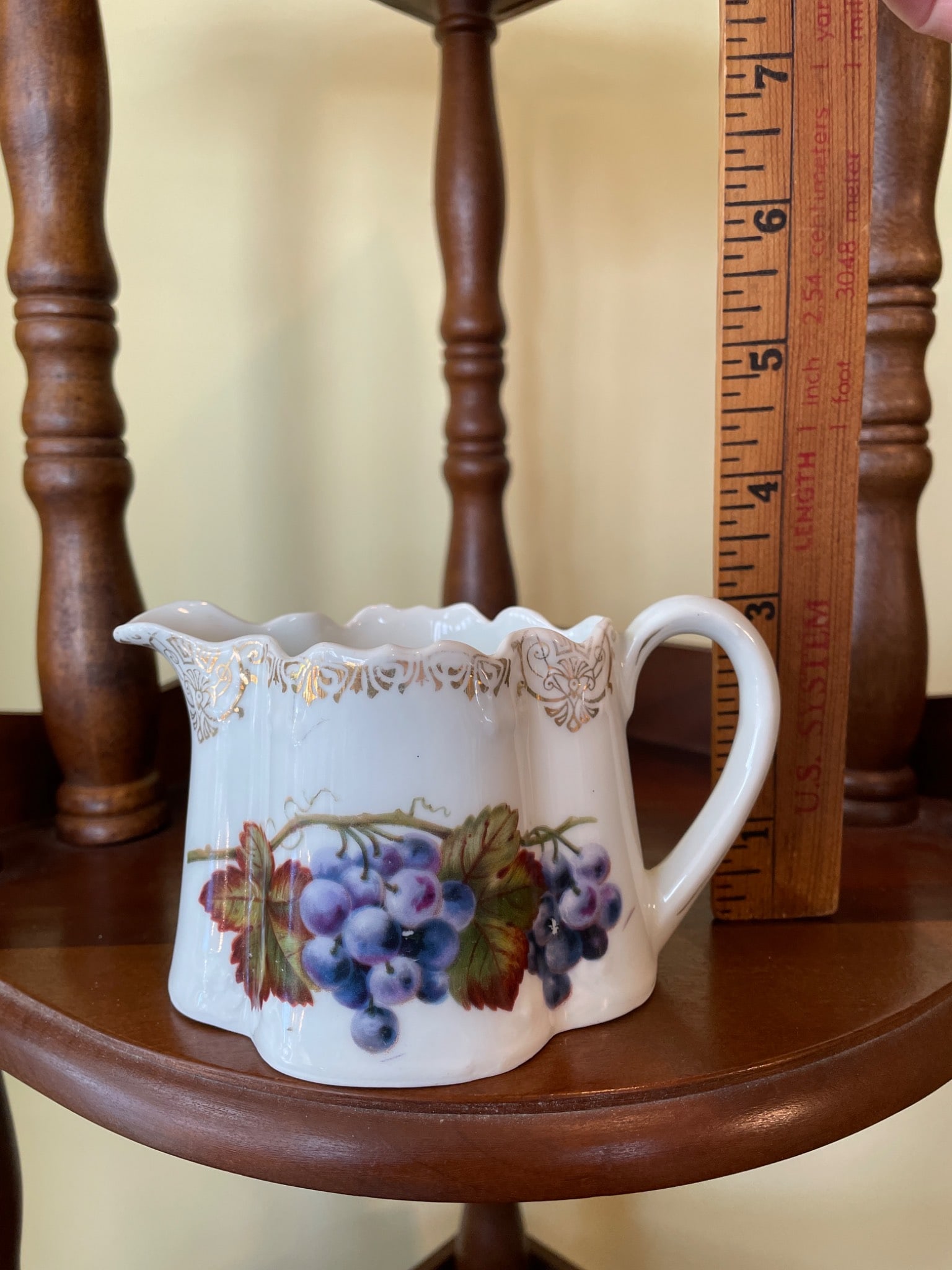 Porcelain Creamer and Footed Bowls Set with Grape Motif - 3