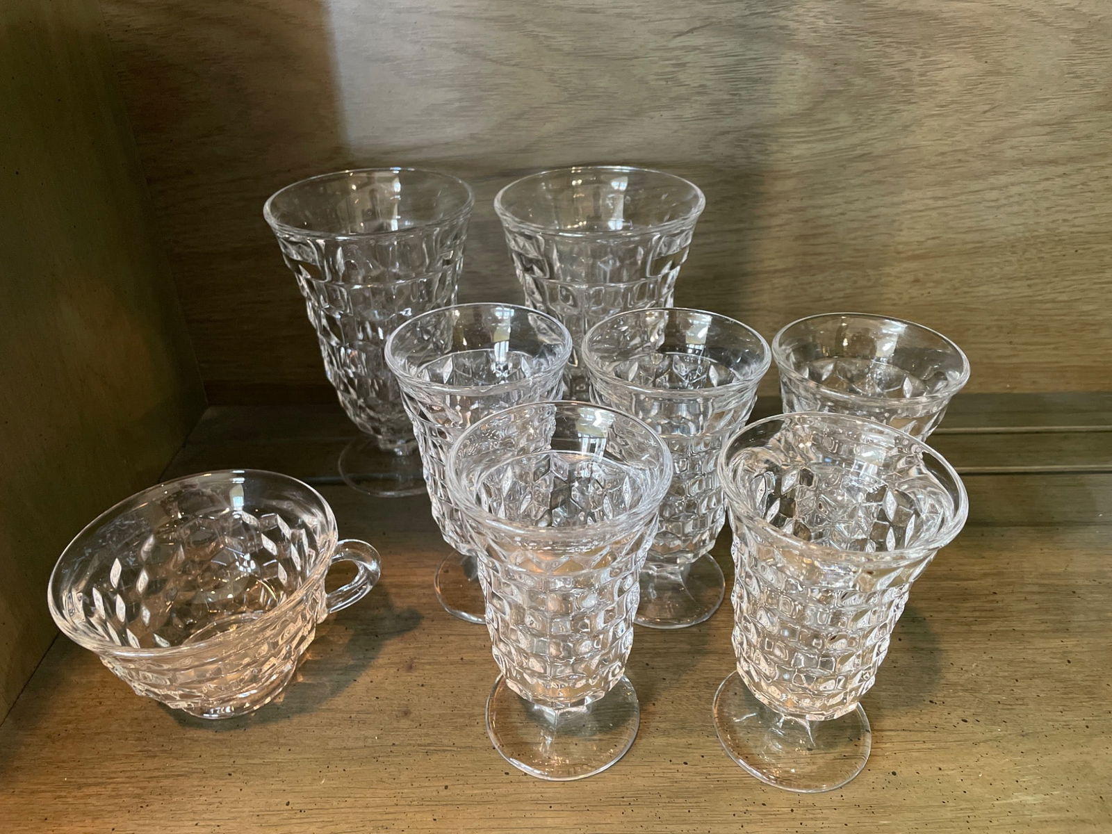 Crystal Cut Glasses with Pedestal Base, Mixed Sizes - 4