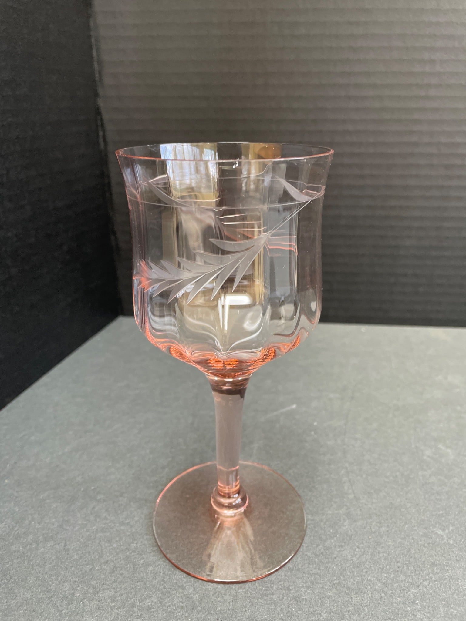 Six Pink Etched Glass Goblets with Decorative Pattern - 2