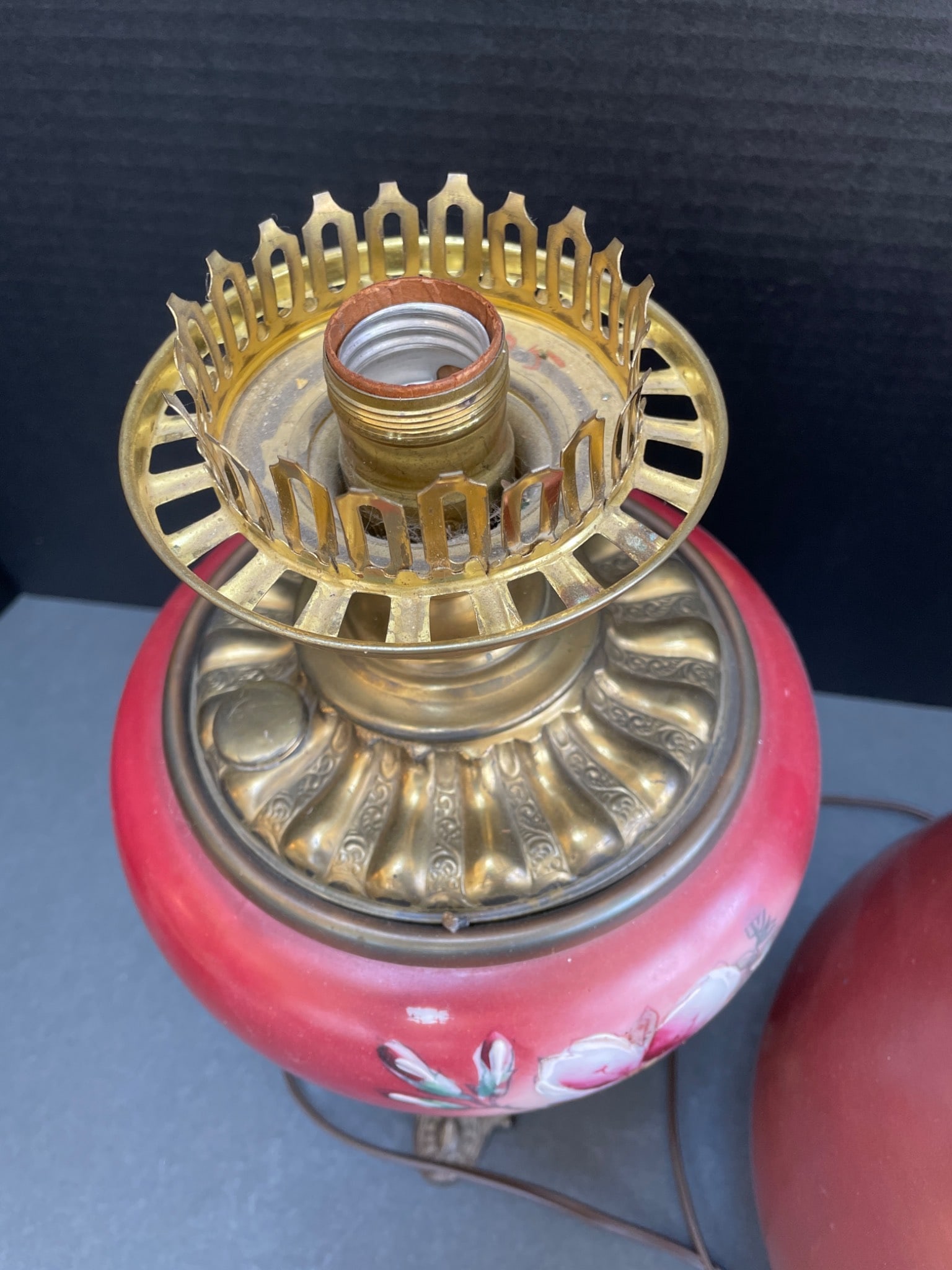 Electric Lamp With Hand-Painted Floral Design and Ornate Metal Base - 5