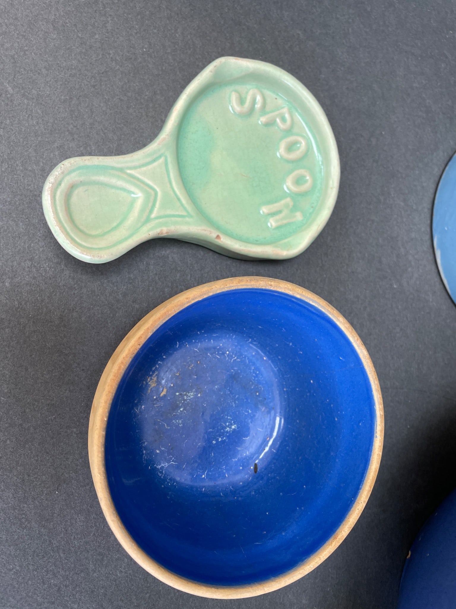 Ceramic Bowls And Spoon Rest - 2
