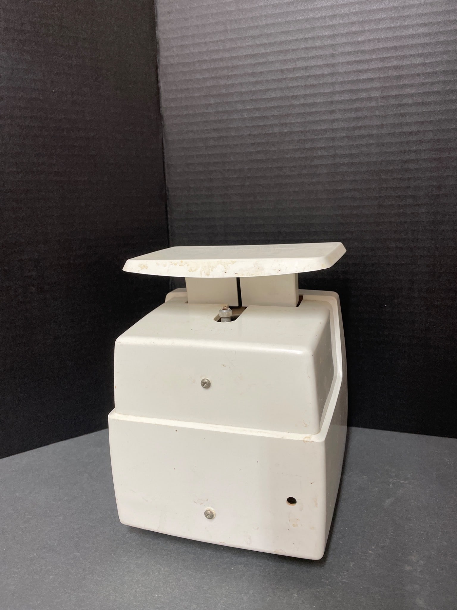 Sunbeam 25 lb / 12 kg Mechanical Dial Scale - 3