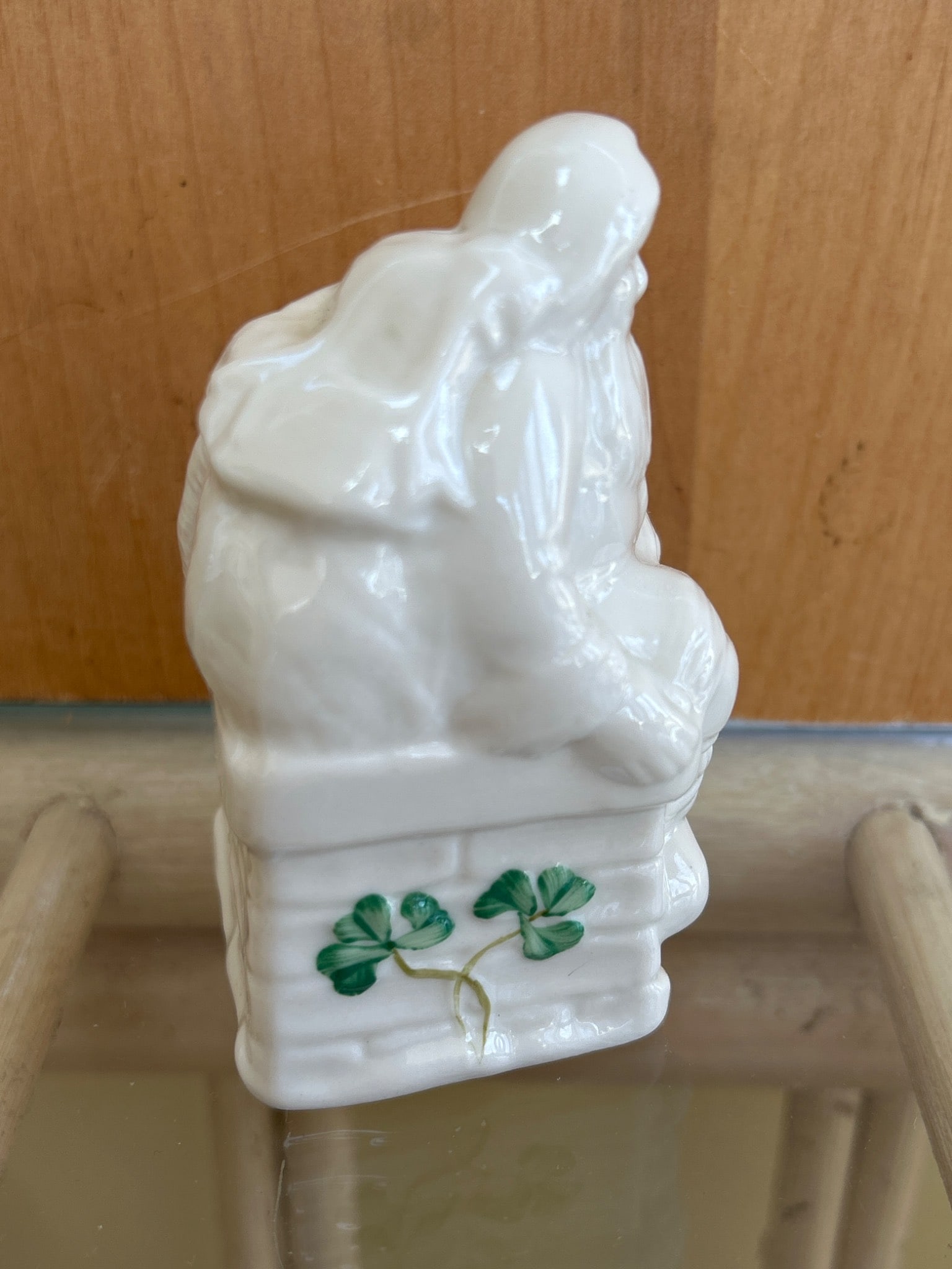 Belleek Santa in Chimney Salt Shaker, 2,087 - 3