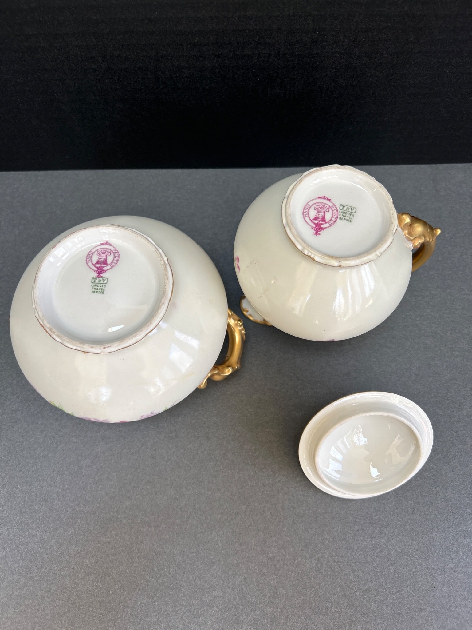 T&V Limoges France Hand-Painted Sugar Bowl and Creamer Set with Gold Detailing - 6