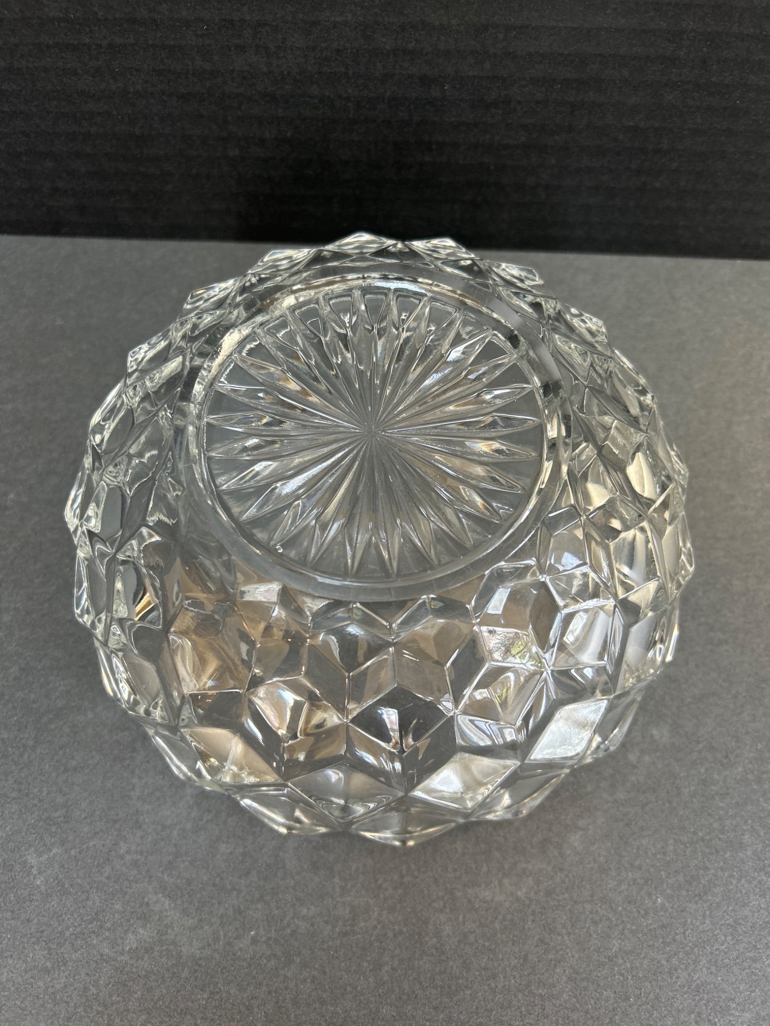 Clear Pressed Glass Bowl with Geometric Pattern, 6-Inch Diameter - 3