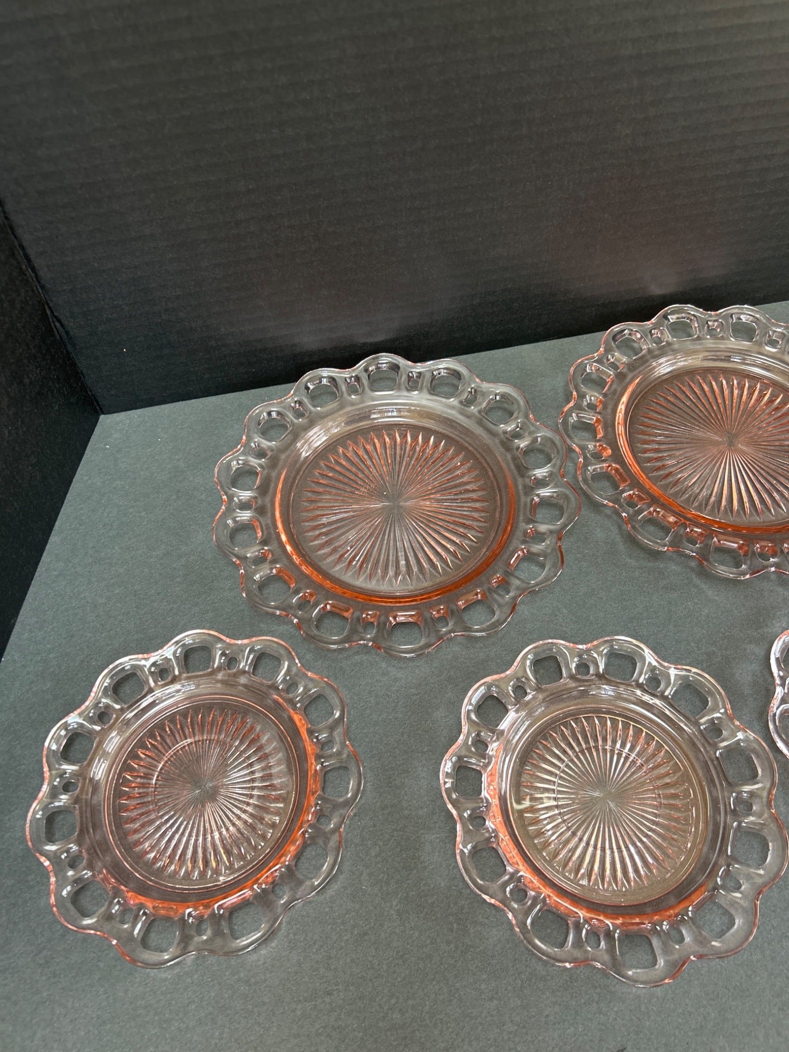 7 Pink Depression Glass Plates With Scalloped Edges - 3