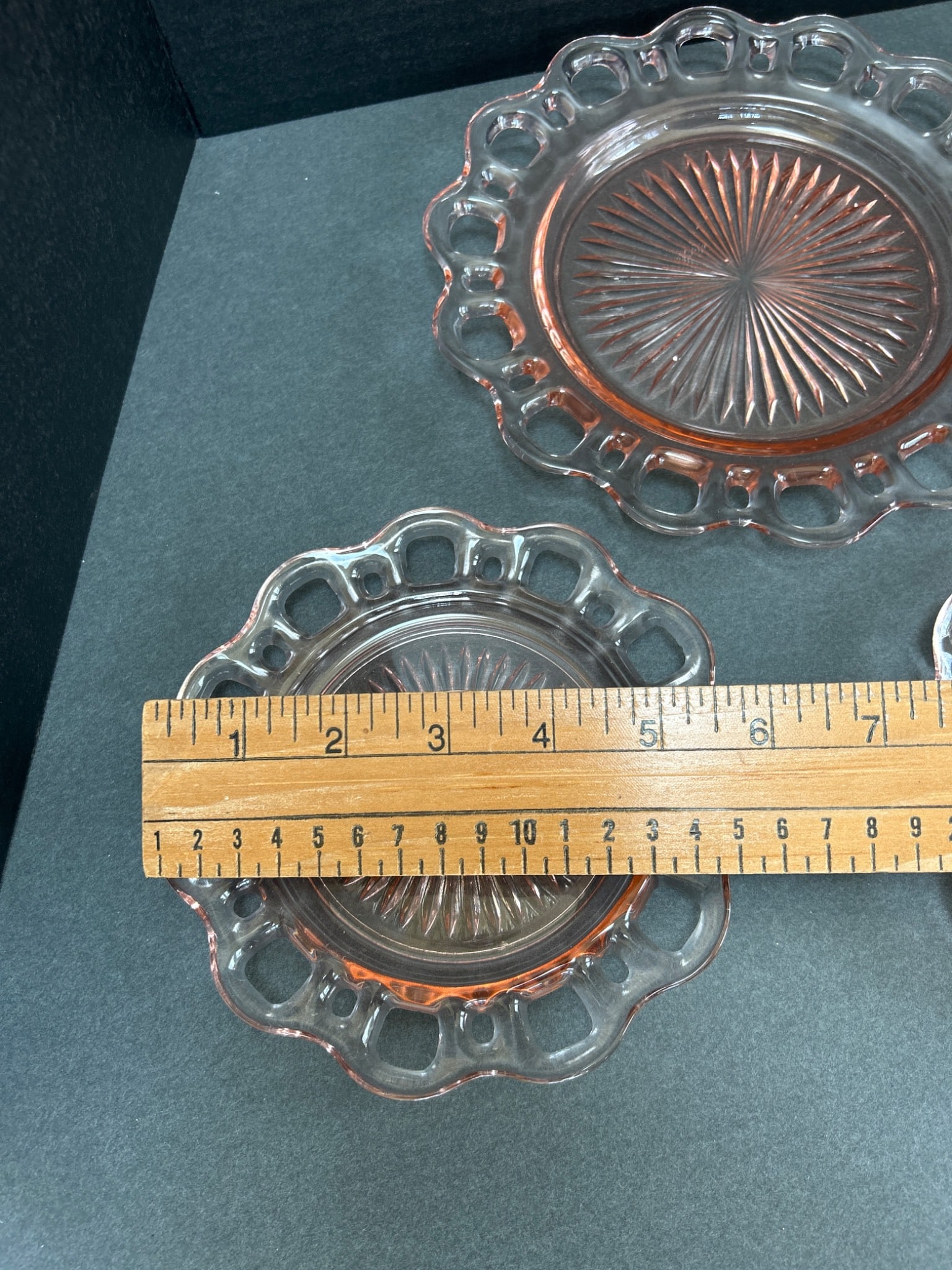 7 Pink Depression Glass Plates With Scalloped Edges - 5
