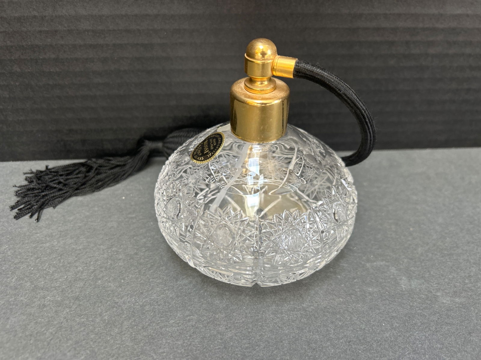 Bohemian Lead Crystal Glass Perfume Atomizer with Tassel - ROSSI, Czech Republic - 3