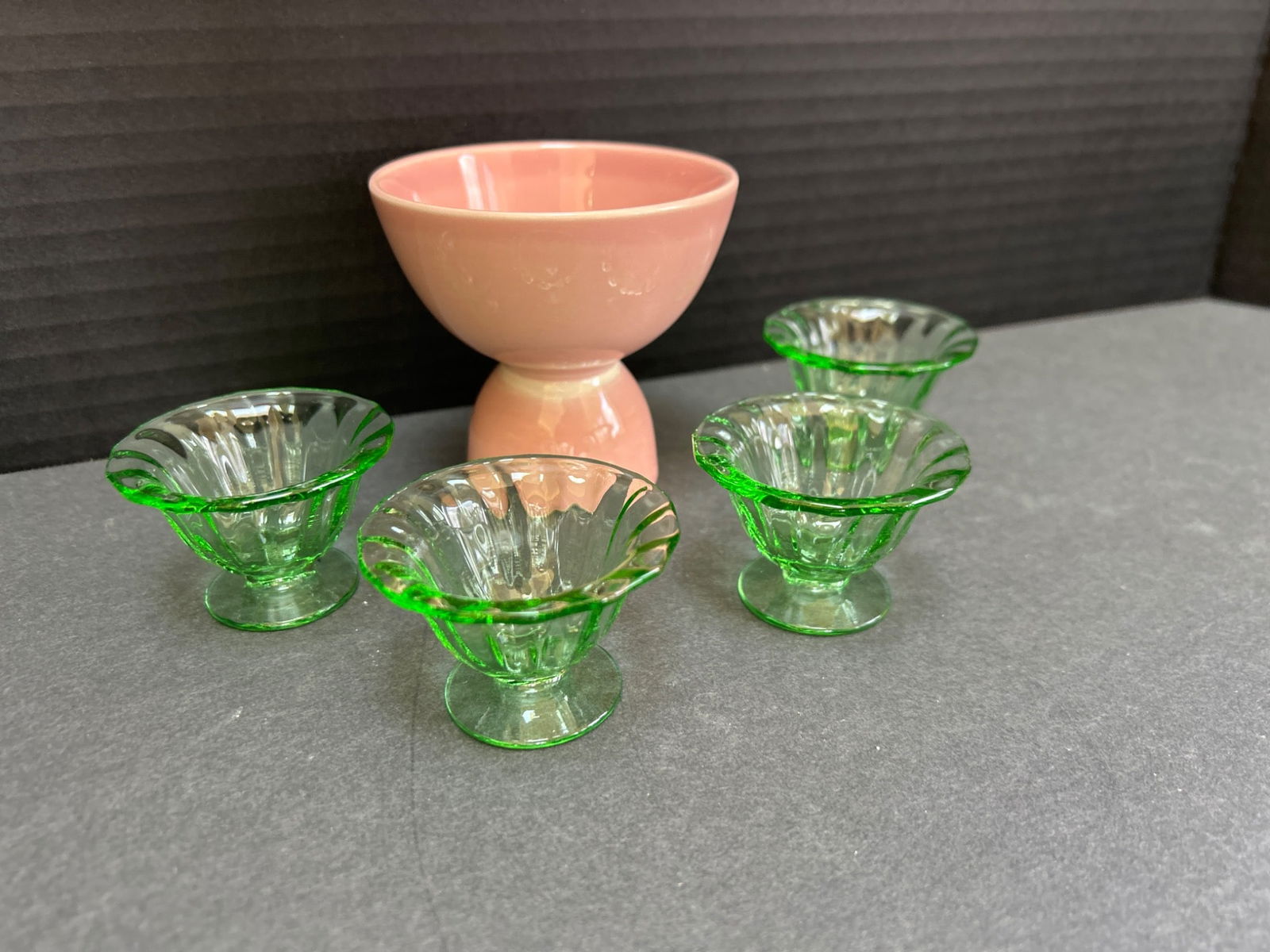 4 Green Glass Dessert Dishes and 1 Pink Ceramic Pedestal Bowl - 3
