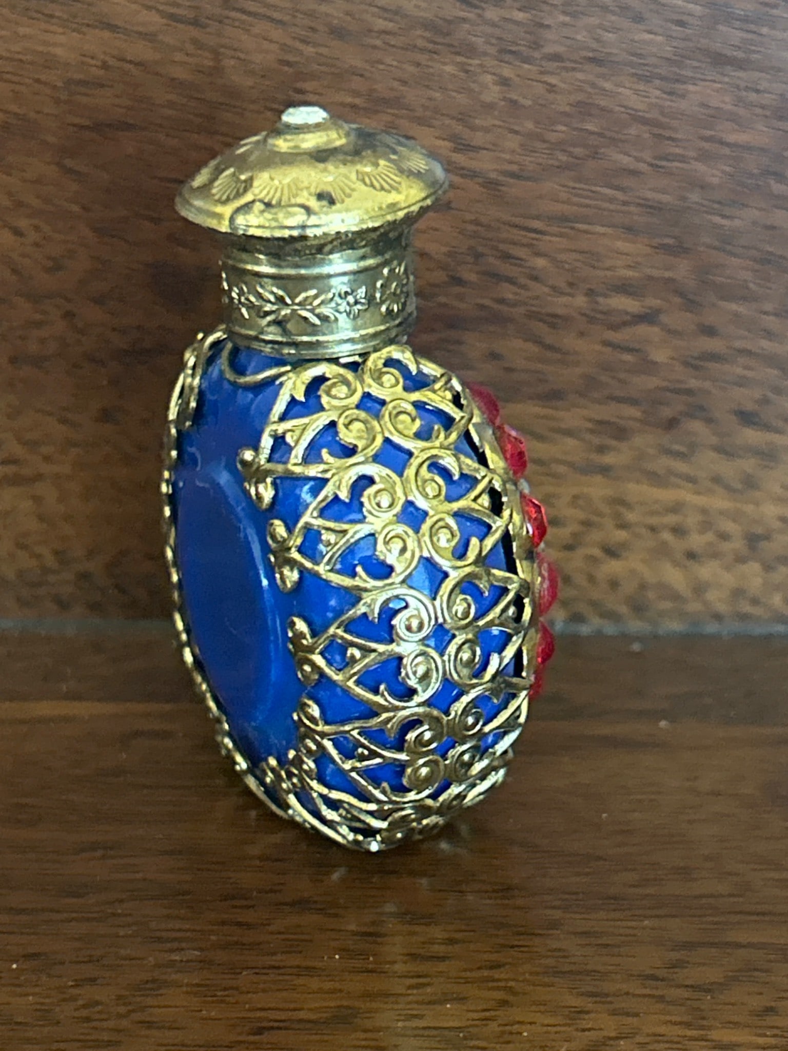 Blue Glass Perfume Bottle With Ornate Metal and Rhinestone Overlay - 3