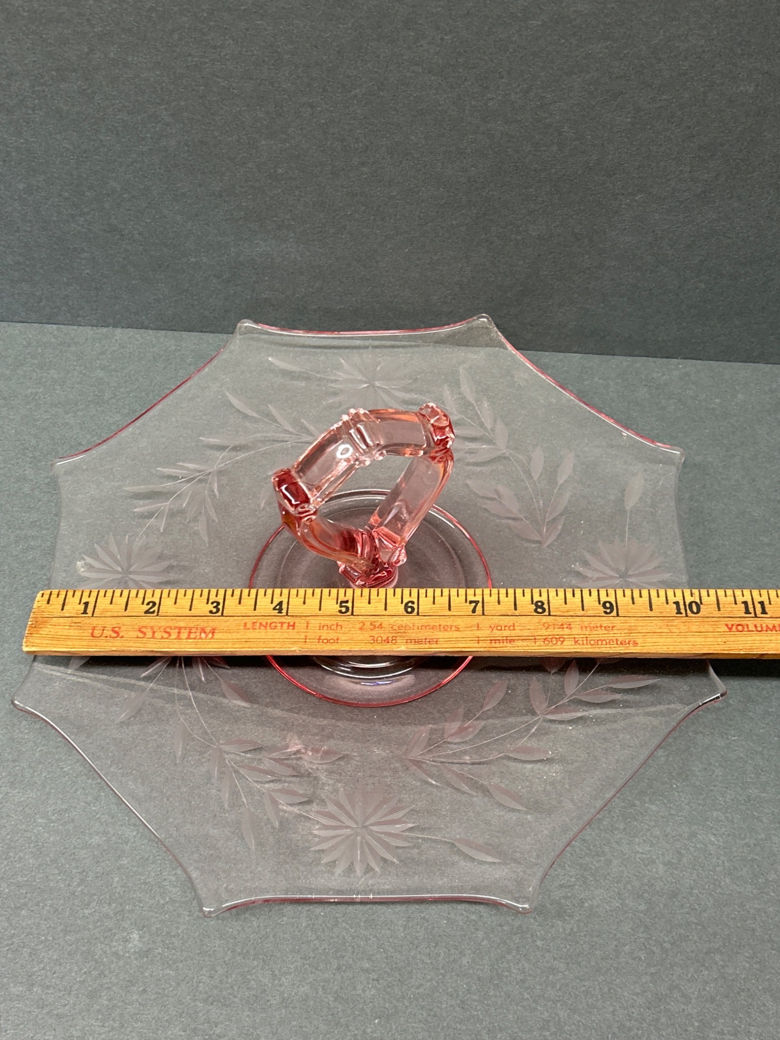 Etched Pink Depression Glass Sandwich Tray With Handle - 2