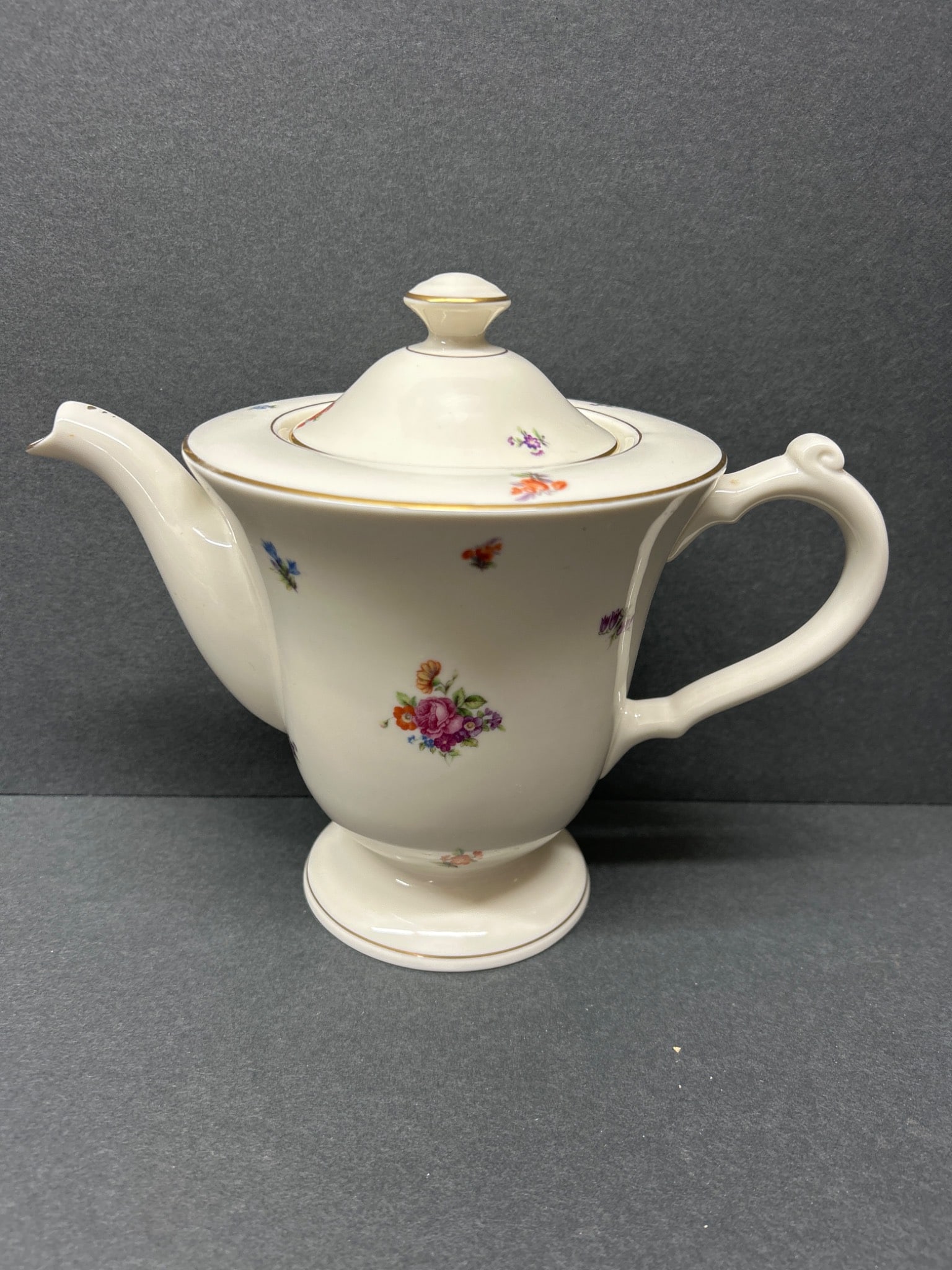 Pickard China Floral Chintz 3004 Teapot with Lid, Made in USA - 2