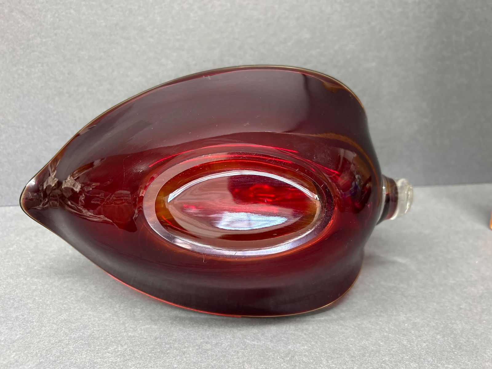 Red Glass Swan-Shaped Bowl With Clear Glass Neck and Head - 4