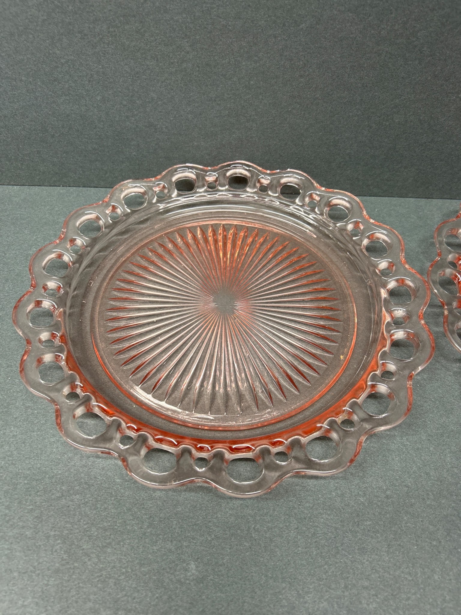 Clear Glass Plates With Scalloped and Open Loop Edge, 7.5 Inches - 3
