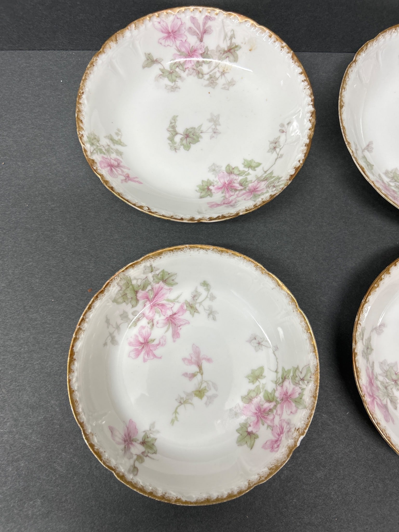 4 Goa France Porcelain Bowls with Floral Design and Gilded Trim - 3