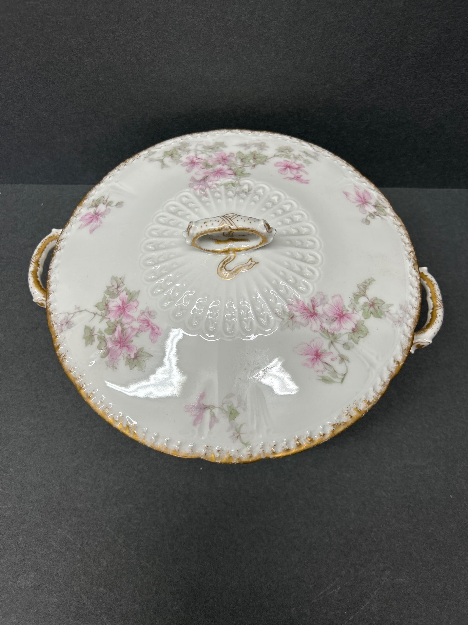 Limoges France GDA Porcelain Covered Dish with Floral Design and Gold Accents - 2