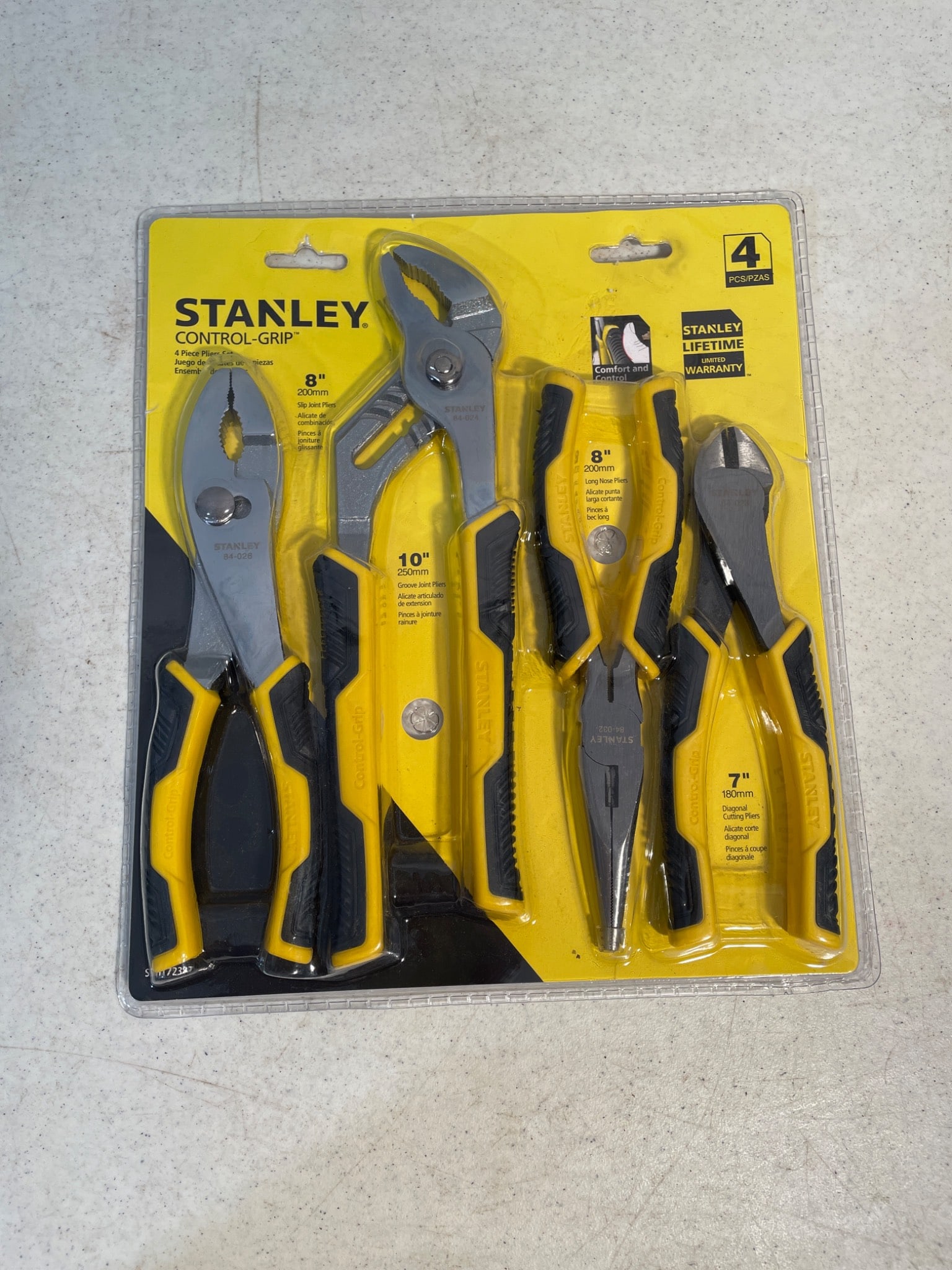 Stanley 4-Piece Control Grip Pliers Set (1 of 2)