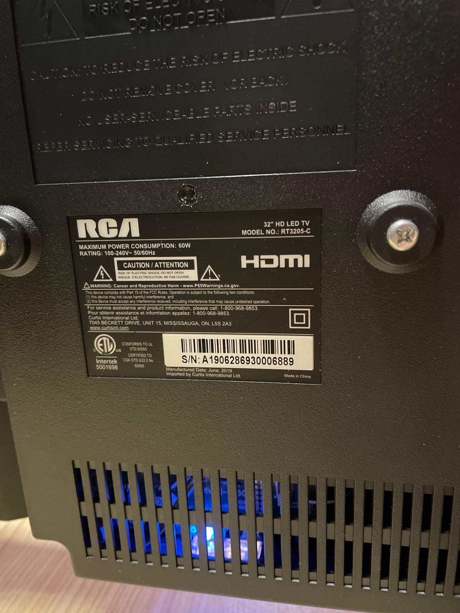 RCA 32-Inch HD LED TV Model RLDED3258A and LG BP370 Blu-ray/DVD Player Package - 5
