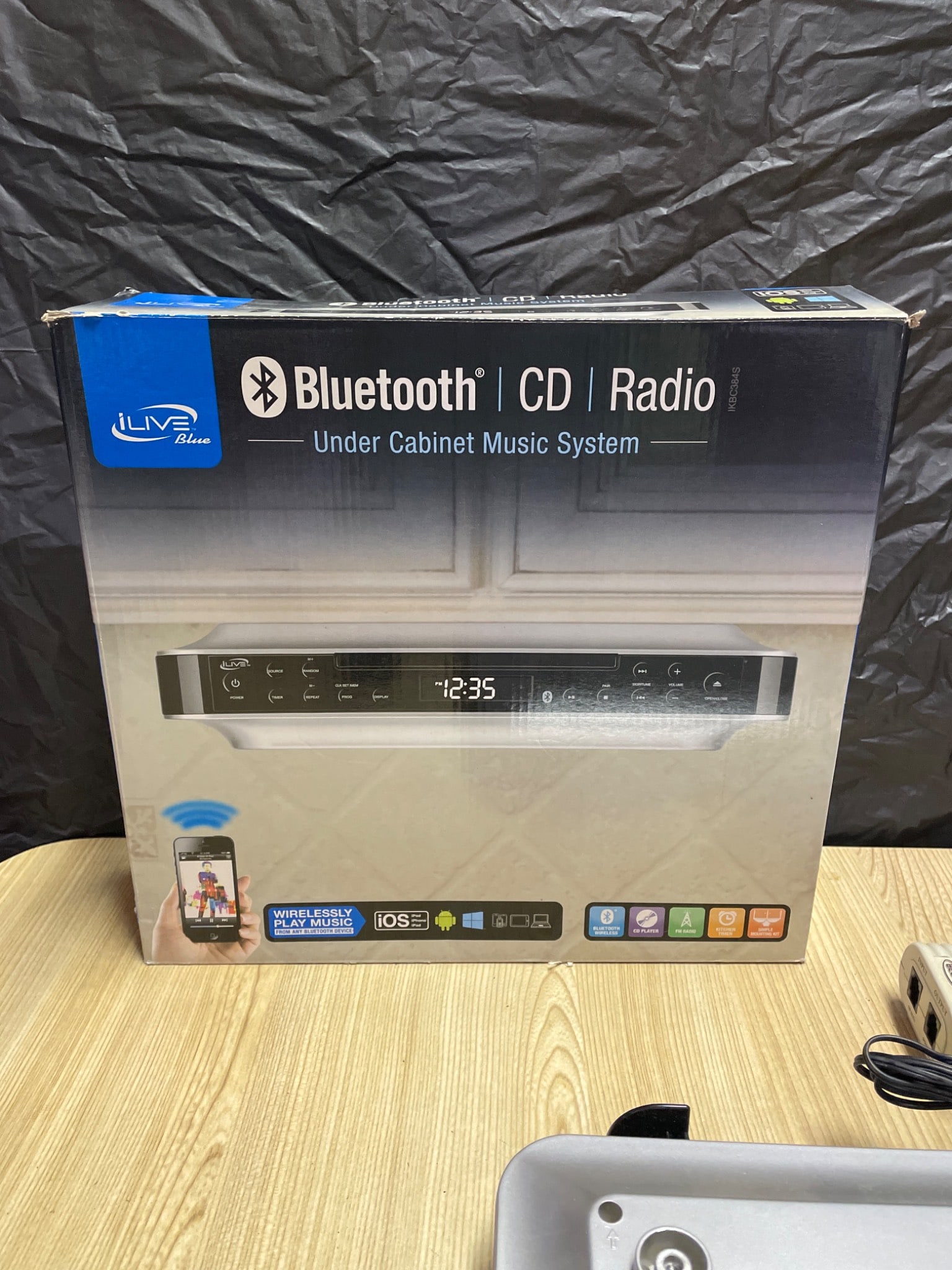 ILive IKBC384S Bluetooth CD Radio Under Cabinet Music System With Remote - 3