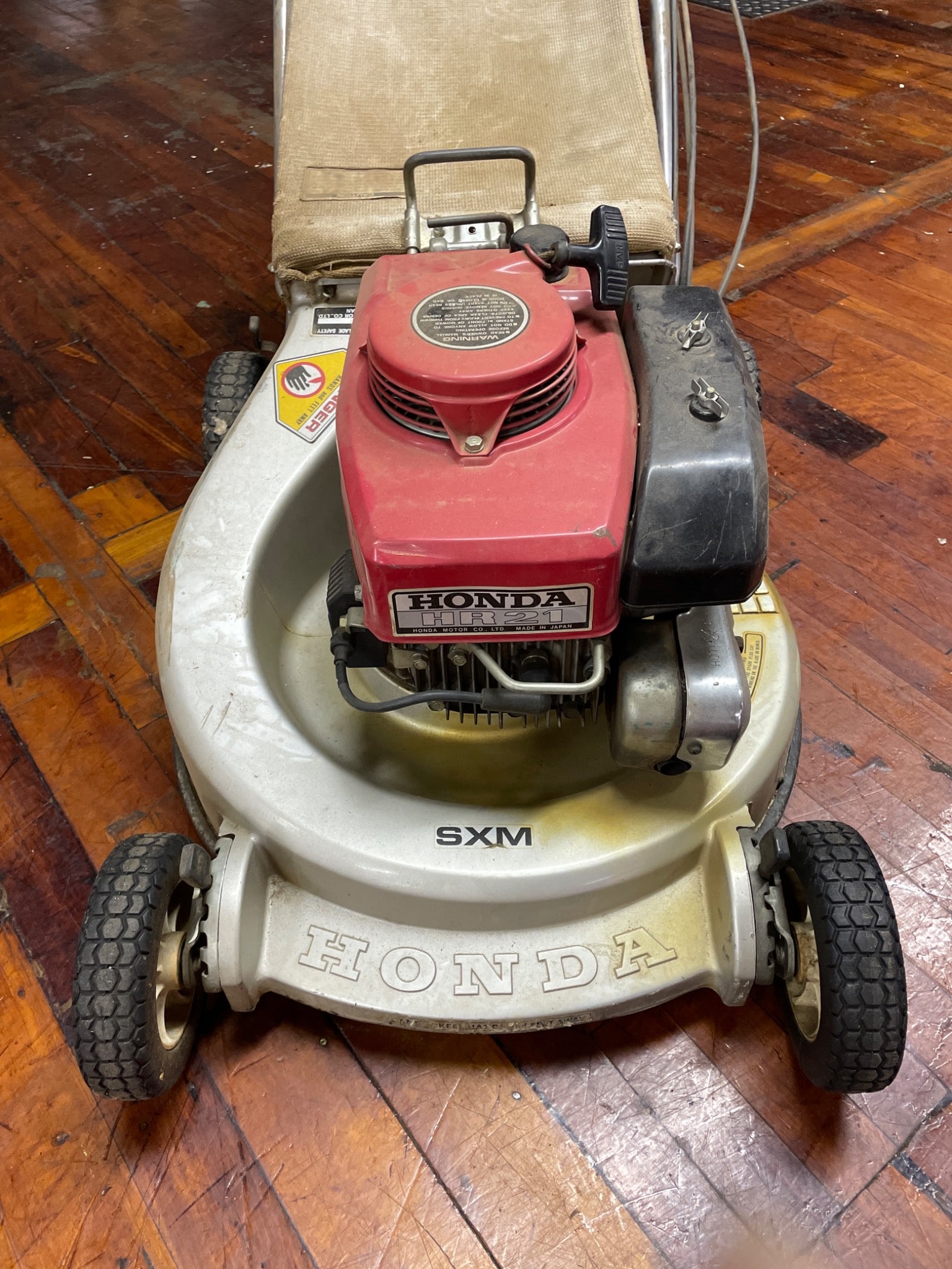Honda SXM Gas-Powered Self-Propelled Lawn Mower With Collection Bag - 2