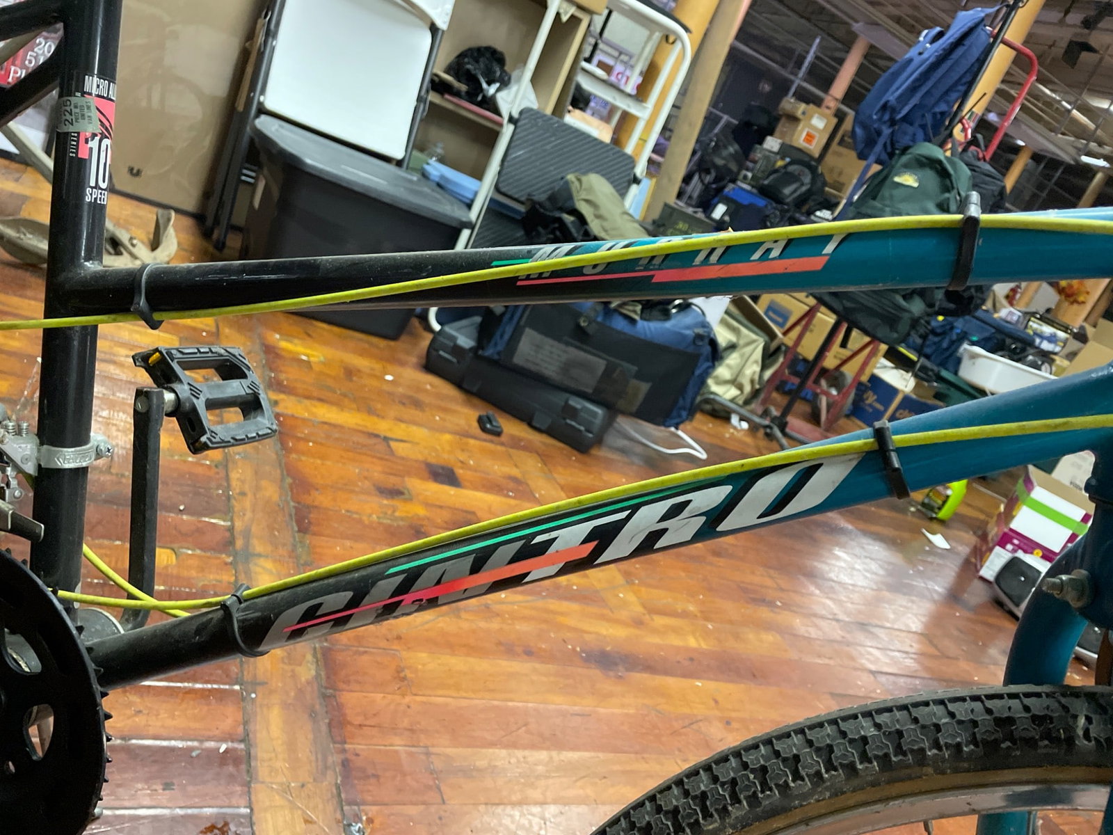 Cinero 10-Speed Bicycle With Steel Frame and Needs New Tires - 2