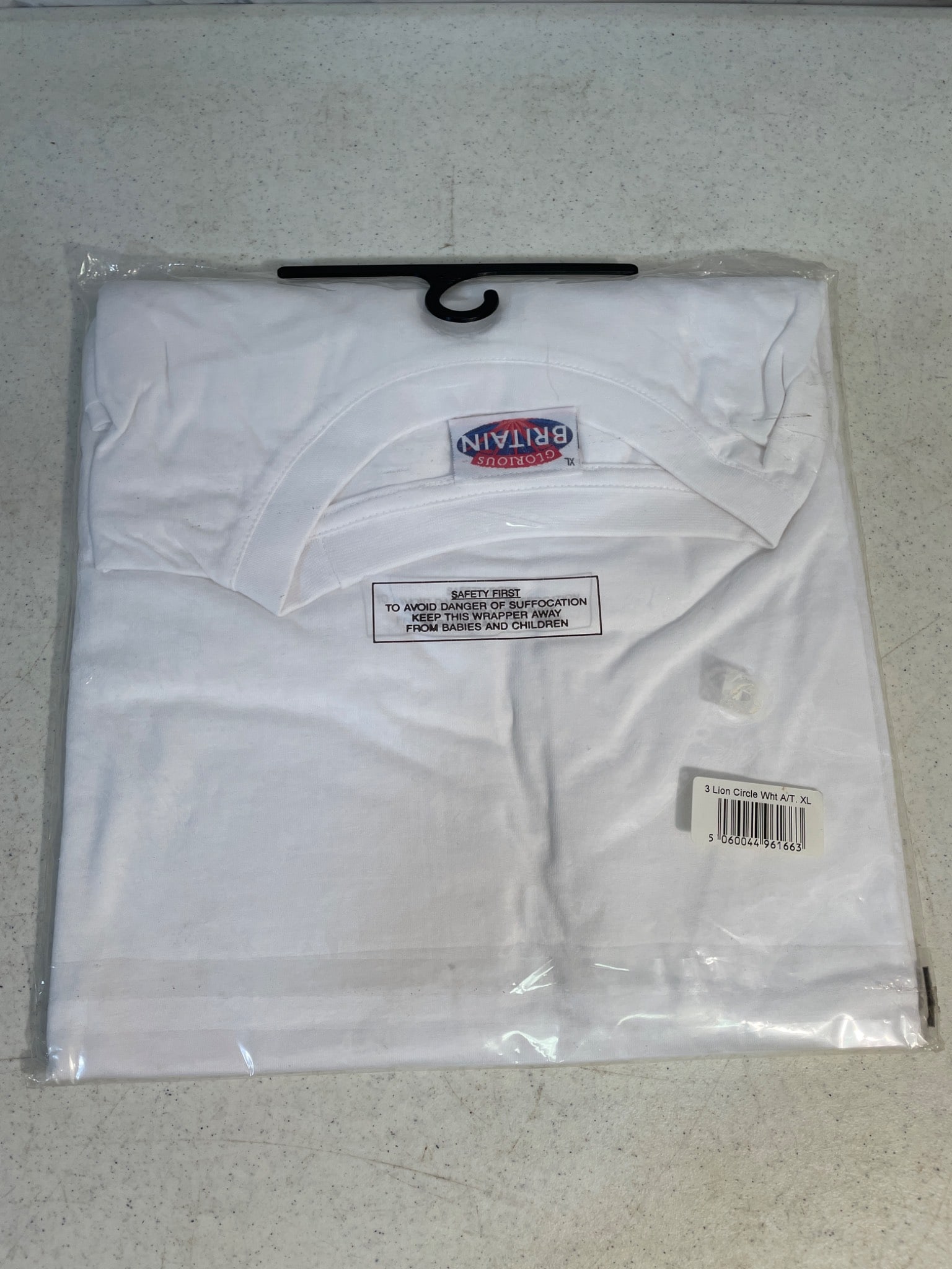 Adult Large England London Graphic T-Shirt in Original Packaging - 2