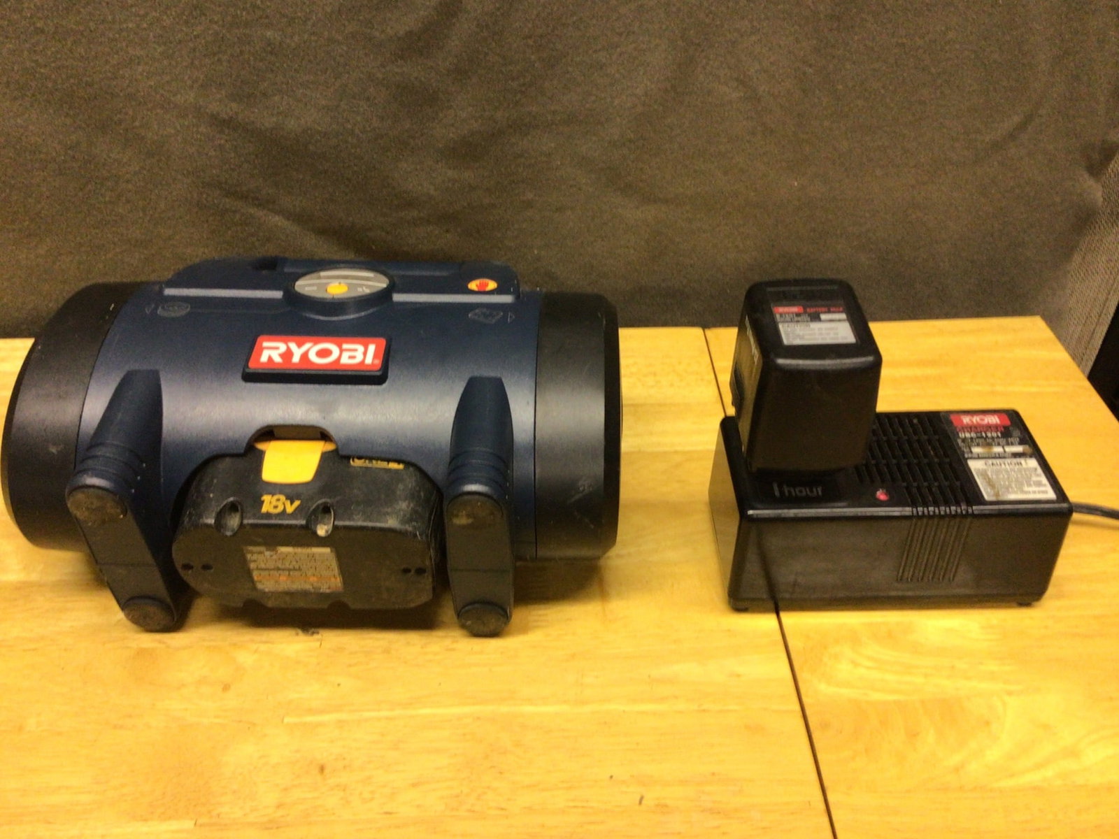 Ryobi 18V Cordless Inflator with Battery, Charger, and Accessories - 4