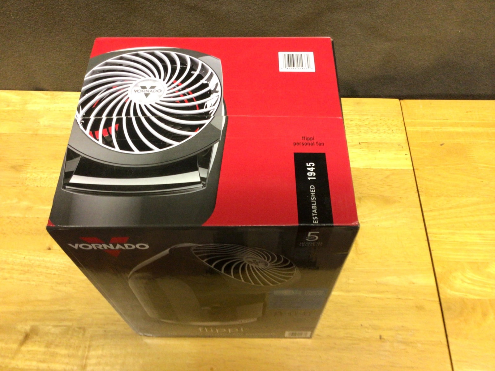 Vornado Flippi V6 Personal Air Circulator Fan, Black, Brand New in Box - 4