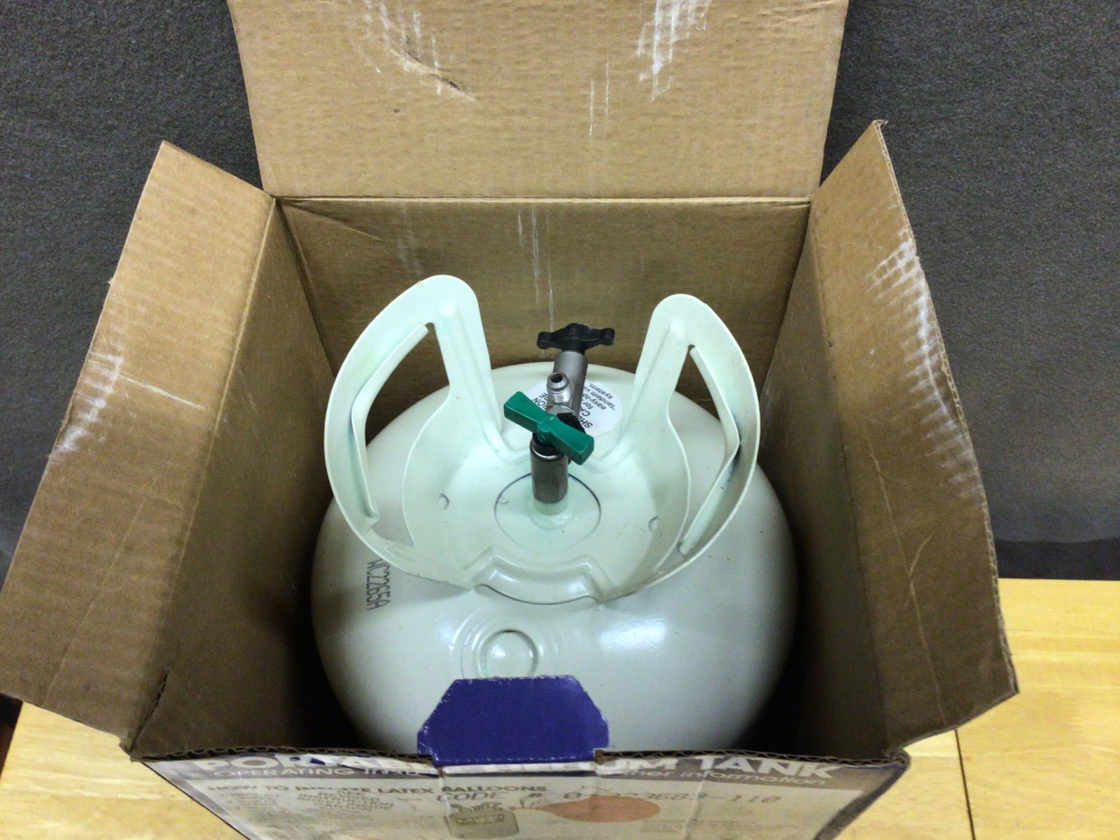 Balloon Time Portable Helium Tank for Latex Balloons - 2