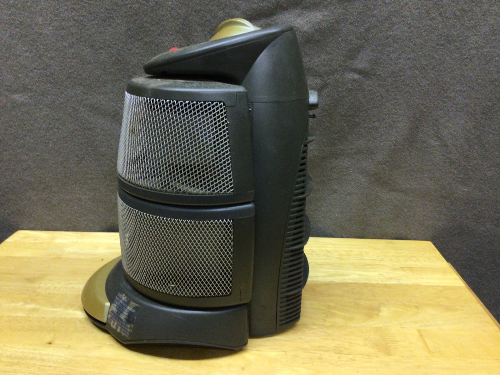 DeLonghi Model HBP1500T Ceramic Heater with Oscillating Base - 3