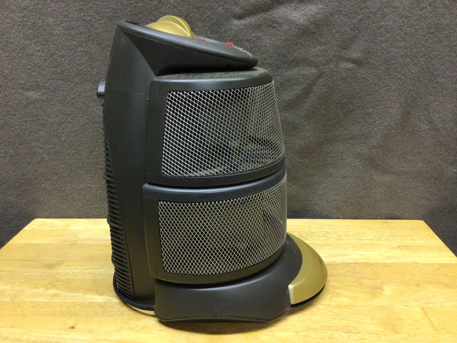 DeLonghi Model HBP1500T Ceramic Heater with Oscillating Base - 4