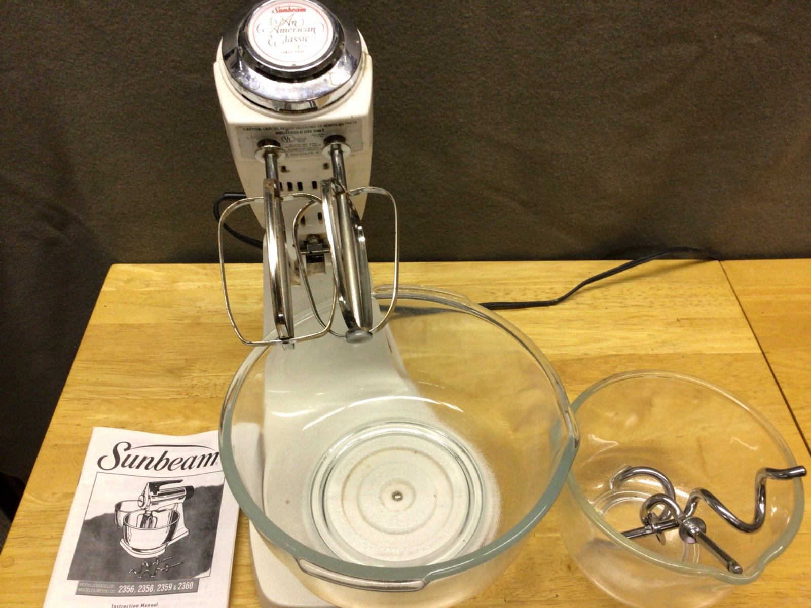 Sunbeam Mixmaster Model 12 Stand Mixer with Accessories - 3