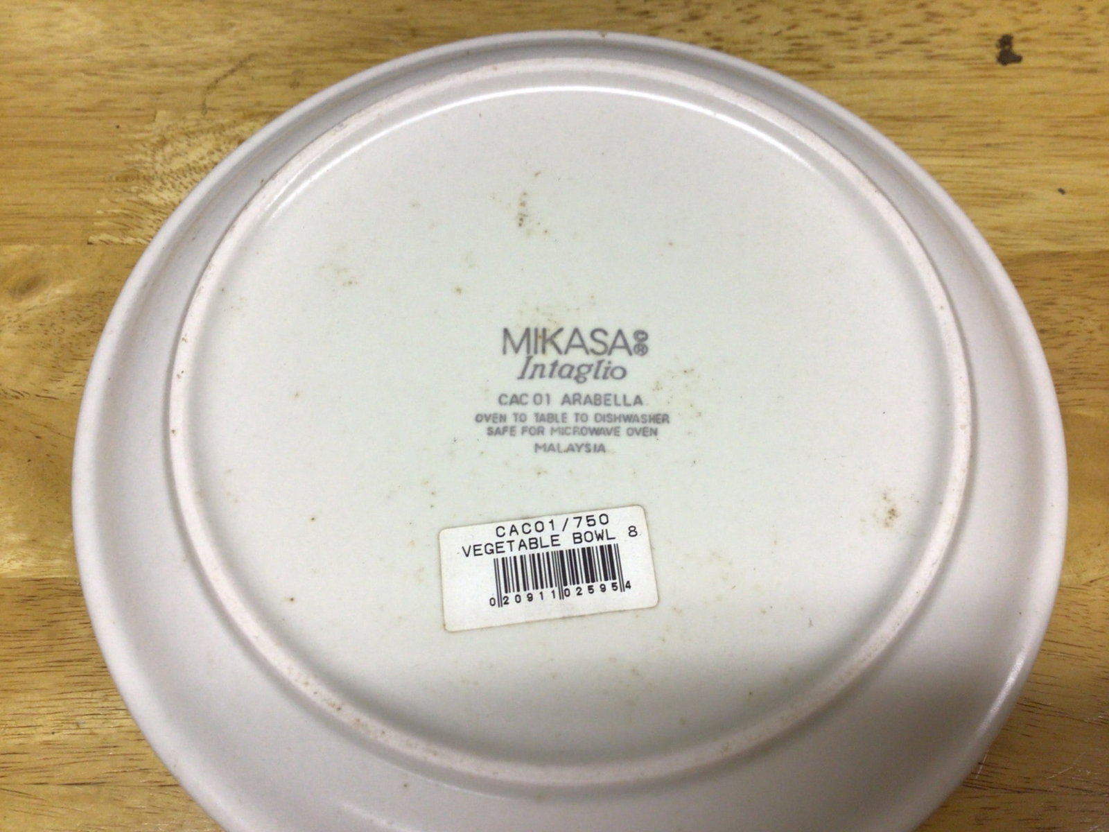 Mikasa Intaglio Vegetable Bowl, Model CAC01/750, Arabella Pattern - 3