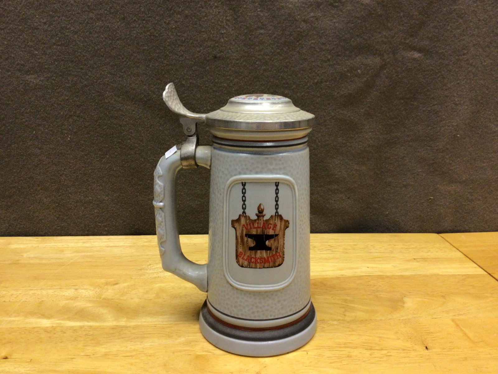 Avon 'The Blacksmith' Stein From The Building of America Collection, 1985 - 3