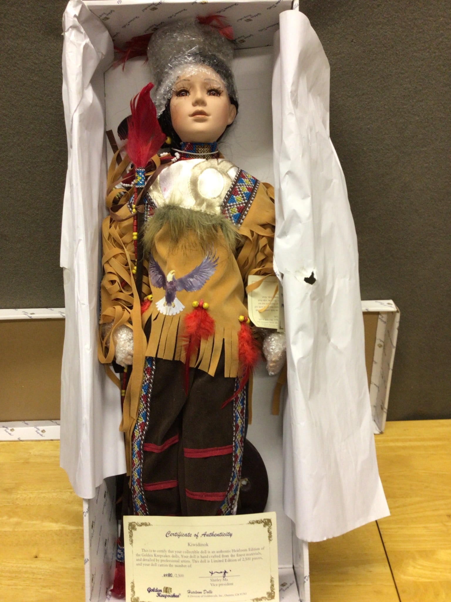 Golden Keepsakes Kiwidinok Heirloom Edition Doll with COA: Brand new in box, never displayed before, this is the Kiwidinok collectible doll by Golden Keepsakes from the Heirloom Edition series. It is handcrafted and designed from fine materials, as verified