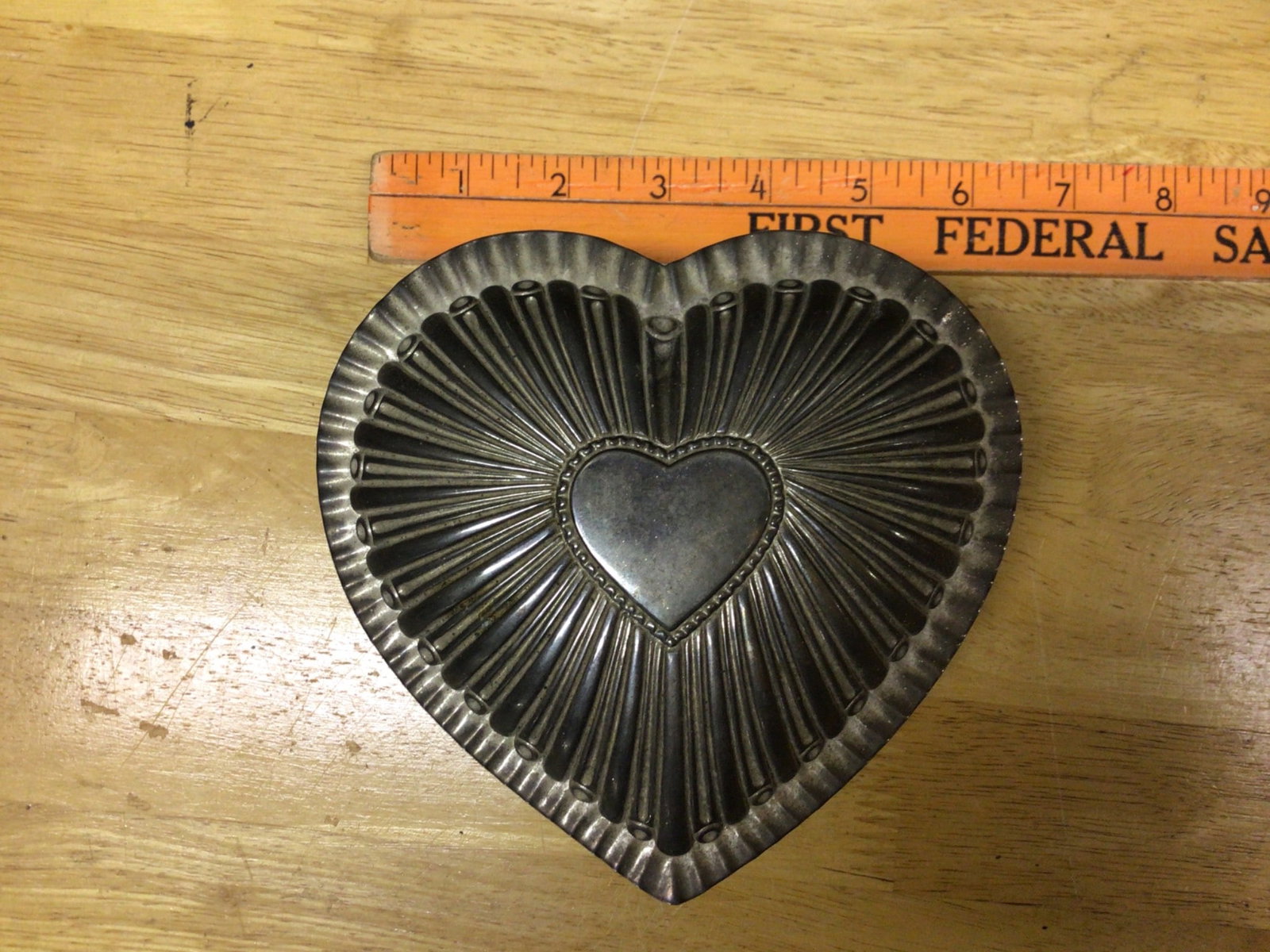 Heart-Shaped Metal Box With Red Felt Interior - 5