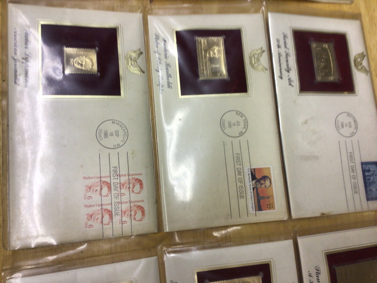 First Day Covers with Inset Gold Replicas (1985-1986) - 2