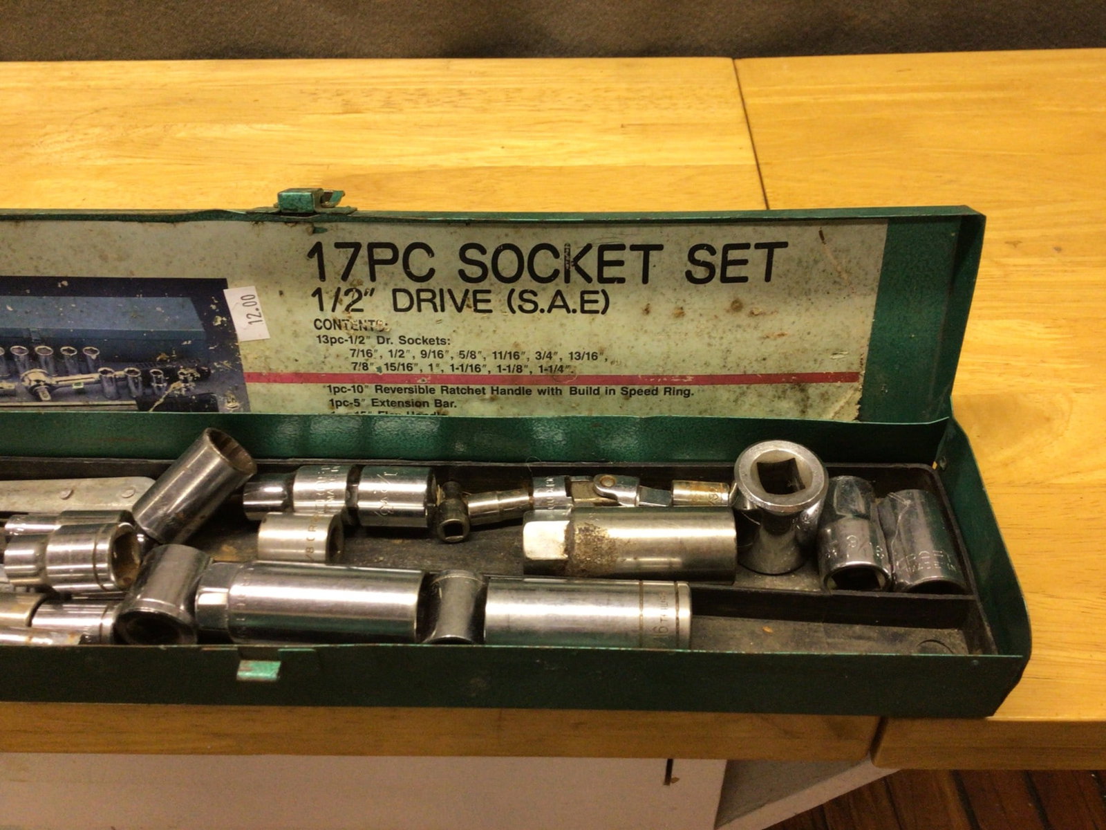 Chicago Tool 17-Piece 1/2-Inch Drive SAE Socket Set - 3