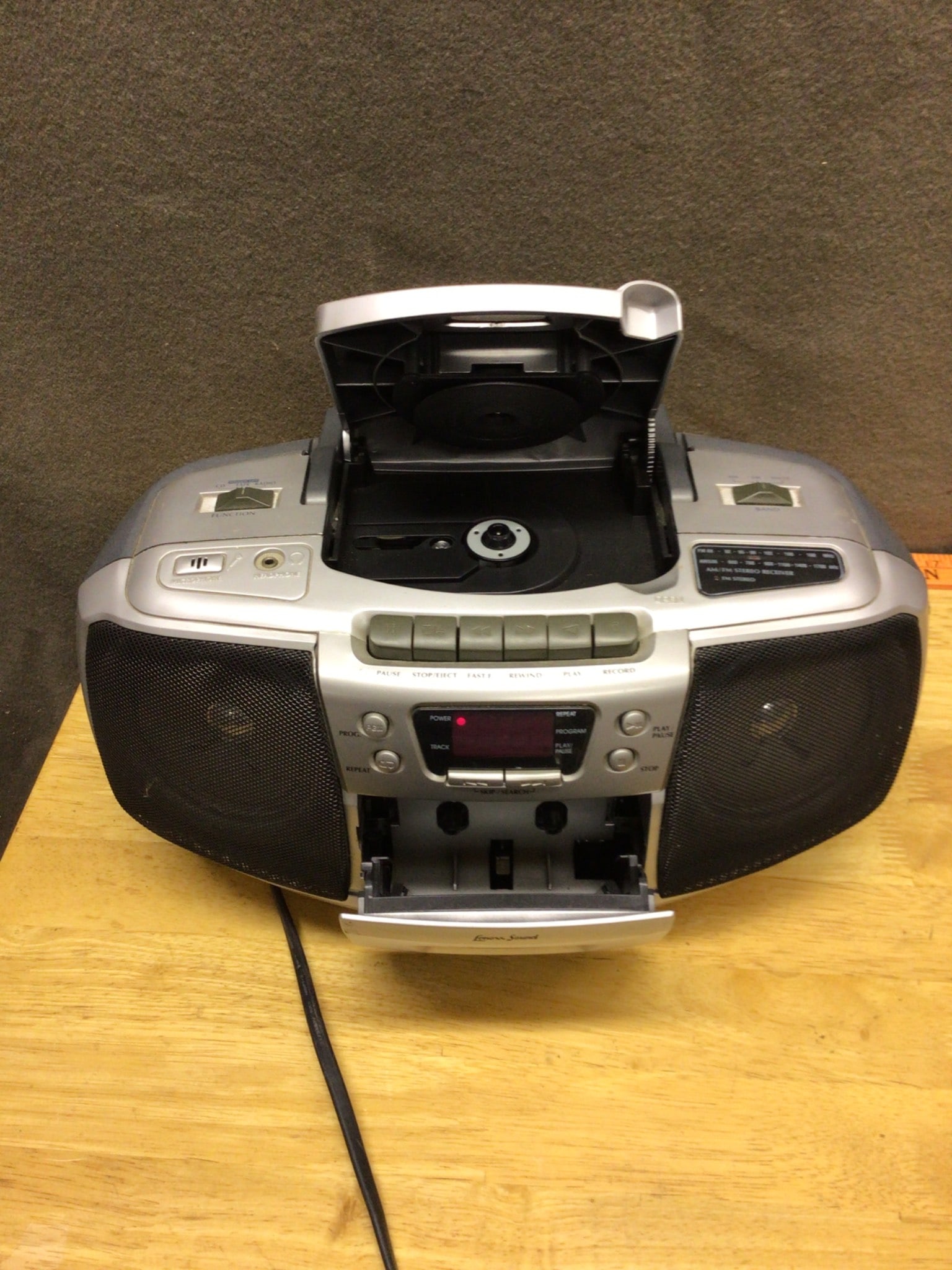 Jensen CD-540 Portable AM/FM Stereo Radio with CD Player and Cassette Recorder - 3