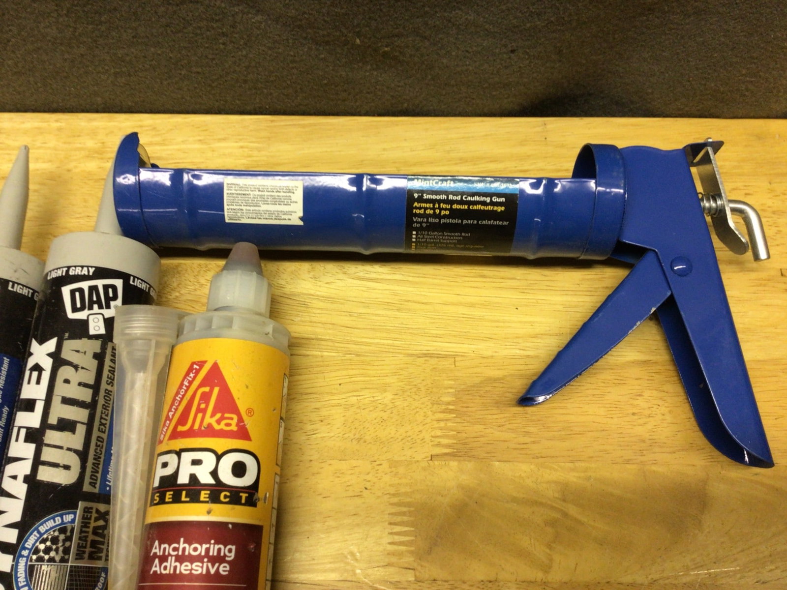 DAP Dynaflex Ultra Sealants, Sika Pro Adhesive & Caulk Gun, Brand New - 3