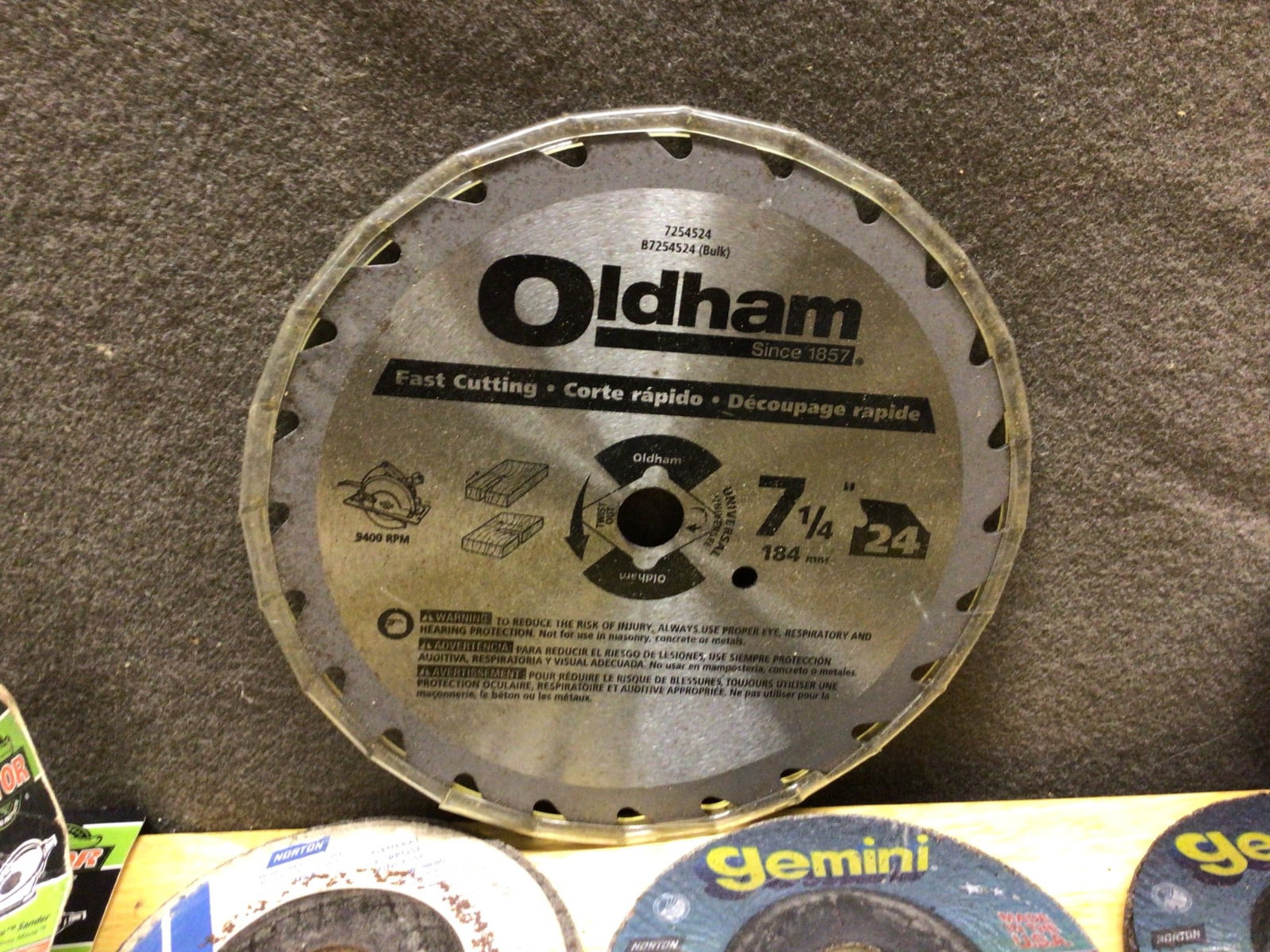 Hardware Tools and Cutting Discs Including MintCraft, DeWalt, Ridgid, and More - 4